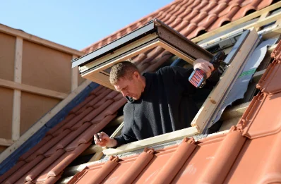 Pose de fenêtres de toit Velux à Liernais